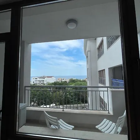 Sunrise Golden Sands וארנה